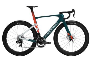 GP - Megamo Pulse 00 SLR