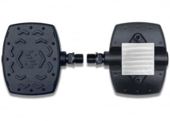 Paire de pedales semi magnetiques 1 face avec aimant 600n 60kg 1 face grip antiderapante