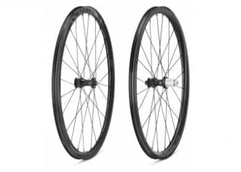 Paire de roues campagnolo levante 700 mm 12x100 12x142 mm center lock 2022 sram xdr
